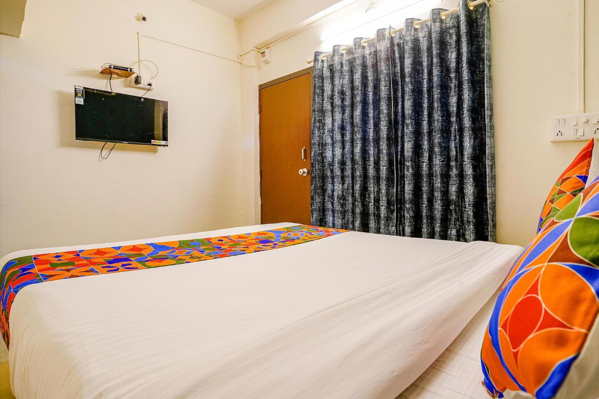 Fabhotel Glh Stays, Airport Road Pune Exteriör bild