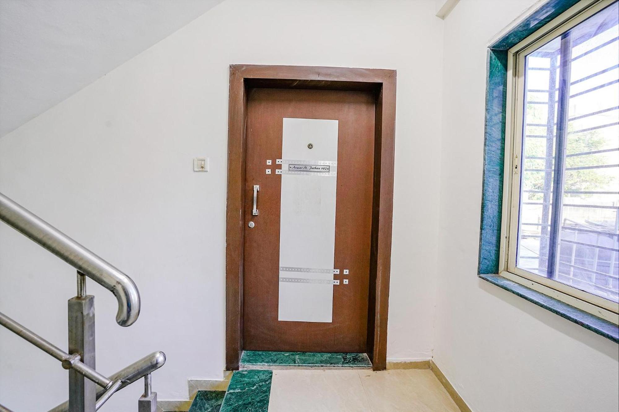 Fabhotel Glh Stays, Airport Road Pune Exteriör bild