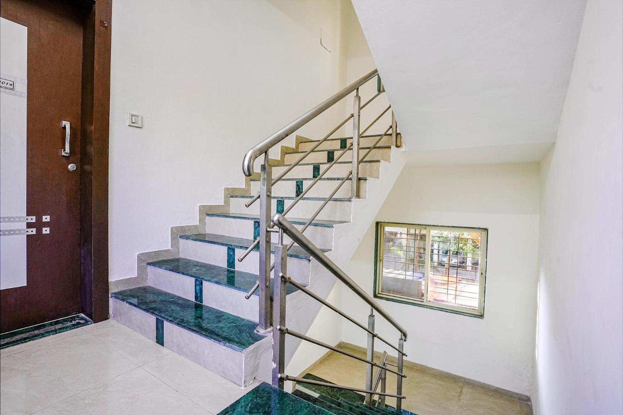 Fabhotel Glh Stays, Airport Road Pune Exteriör bild
